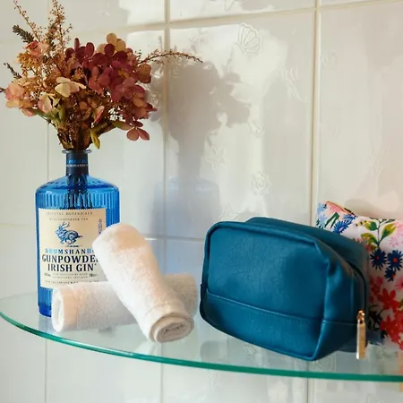 Waterfront Self Catering *