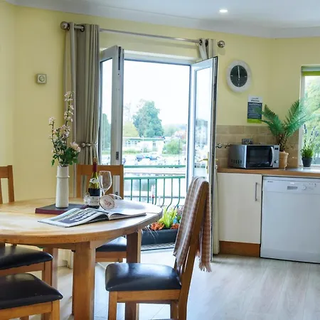 Waterfront Self Catering Carrick on Shannon