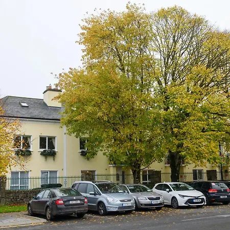 Waterfront Self Catering Ferienhaus *