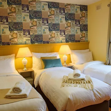 Waterfront Self Catering 펜션 Carrick on Shannon