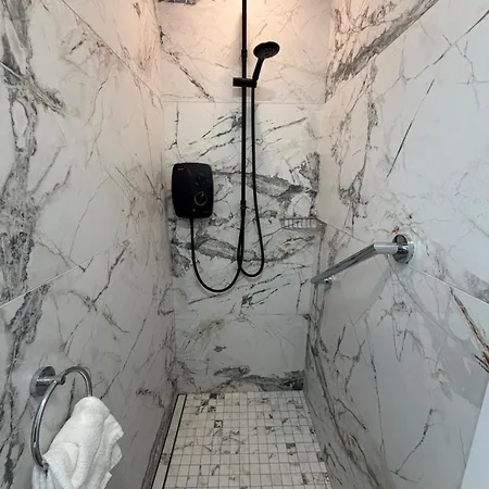 Waterfront Self Catering Дом отдыха *