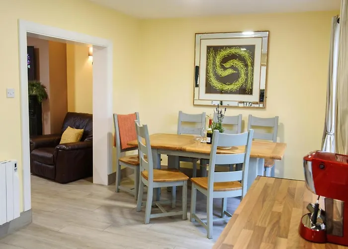 펜션 Waterfront Self Catering