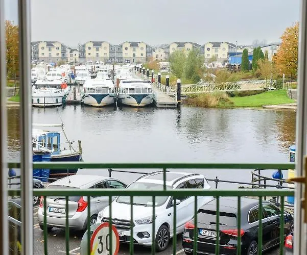 Waterfront Self Catering * Carrick on Shannon