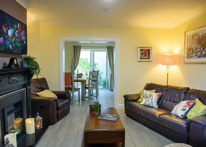 Waterfront Self Catering 펜션 *