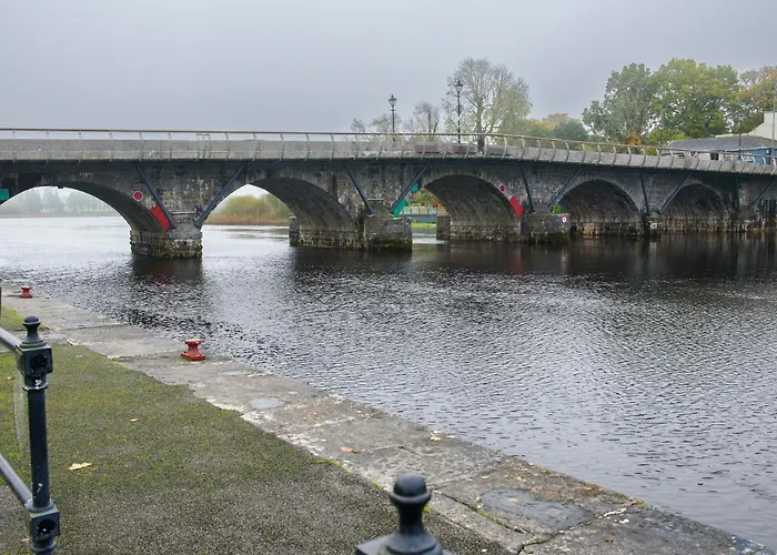 Waterfront Self Catering *