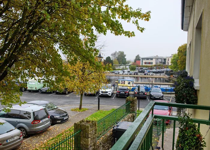 Waterfront Self Catering * Carrick-on-Shannon