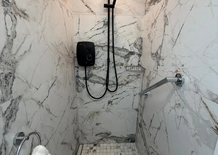 Waterfront Self Catering 펜션 *