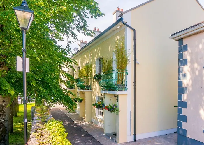 Waterfront Self Catering 펜션